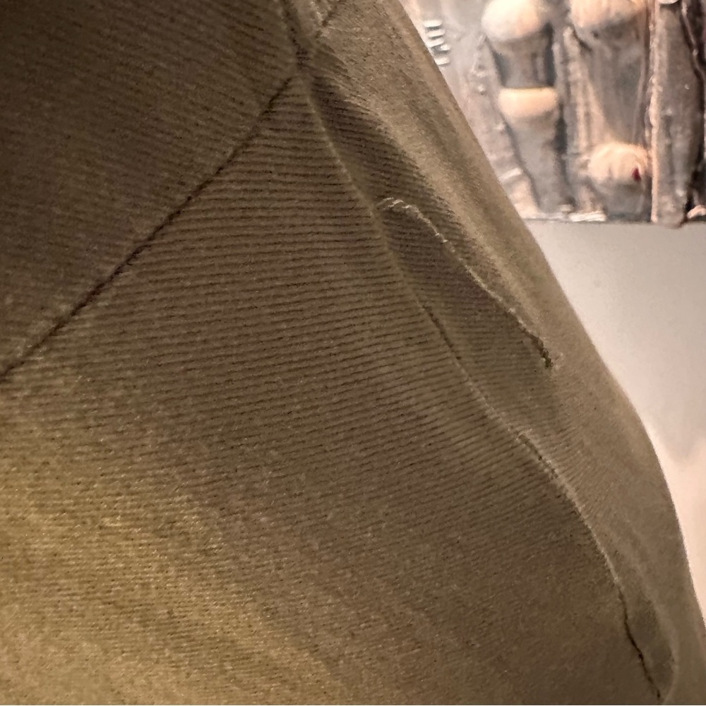 ⭐️ Guess XS Olive Rayon High-Low Shirt Dress *belt loops need repair - Picture 6 of 15